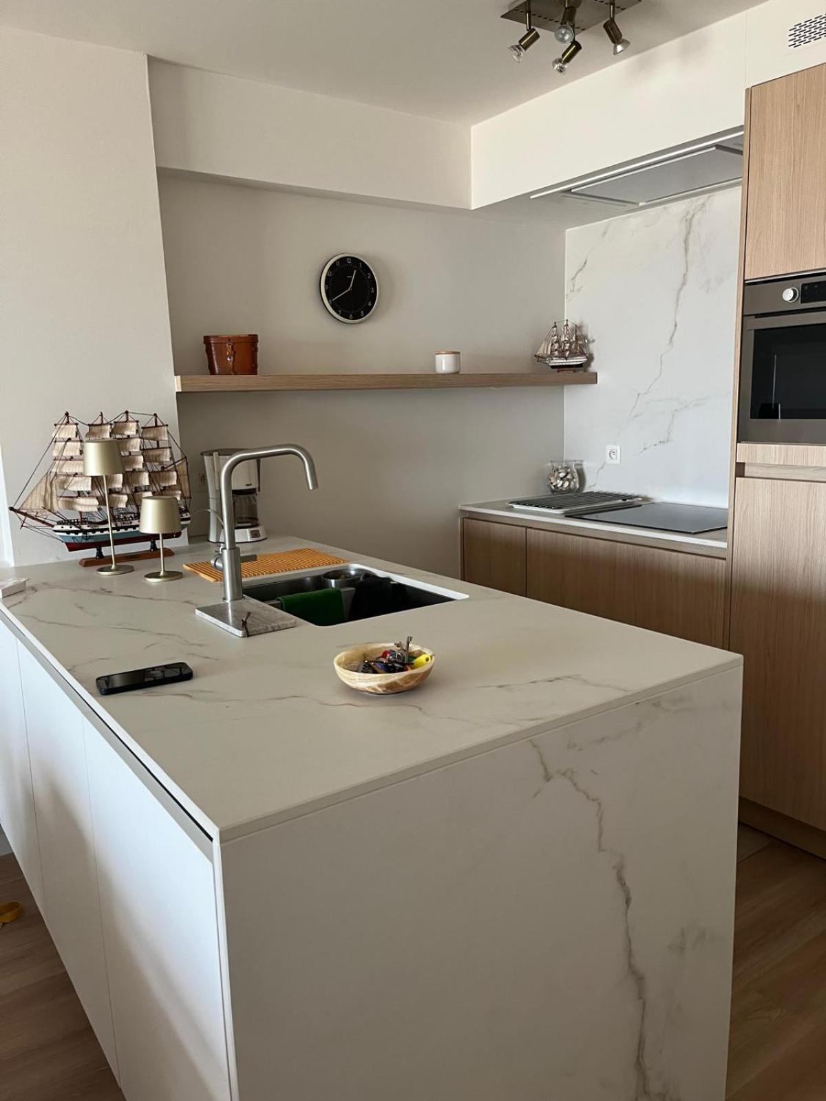 Seagull, Ruim En Volledig Vernieuwd Appartement Met Zeezicht In Westende Мідделкерке Екстер'єр фото