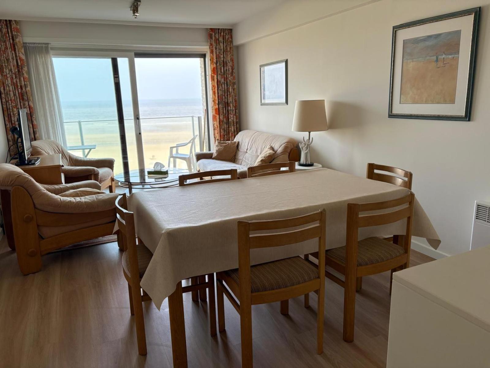 Seagull, Ruim En Volledig Vernieuwd Appartement Met Zeezicht In Westende Мідделкерке Екстер'єр фото